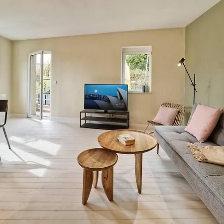 Mosel-Auszeit - Fewo Mit Sauna & Sonnenterrasse - Ideal Fuer 2 Personen Uerzig Exterior photo